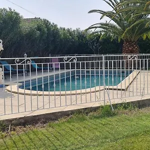  Villa Spacieuse en Pce, la villa du Soleil Confort **** France
