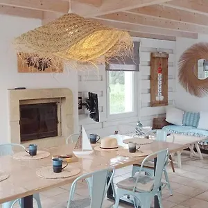  Hébergement de vacances L ' Escale 300 M à Pied Des Plages France